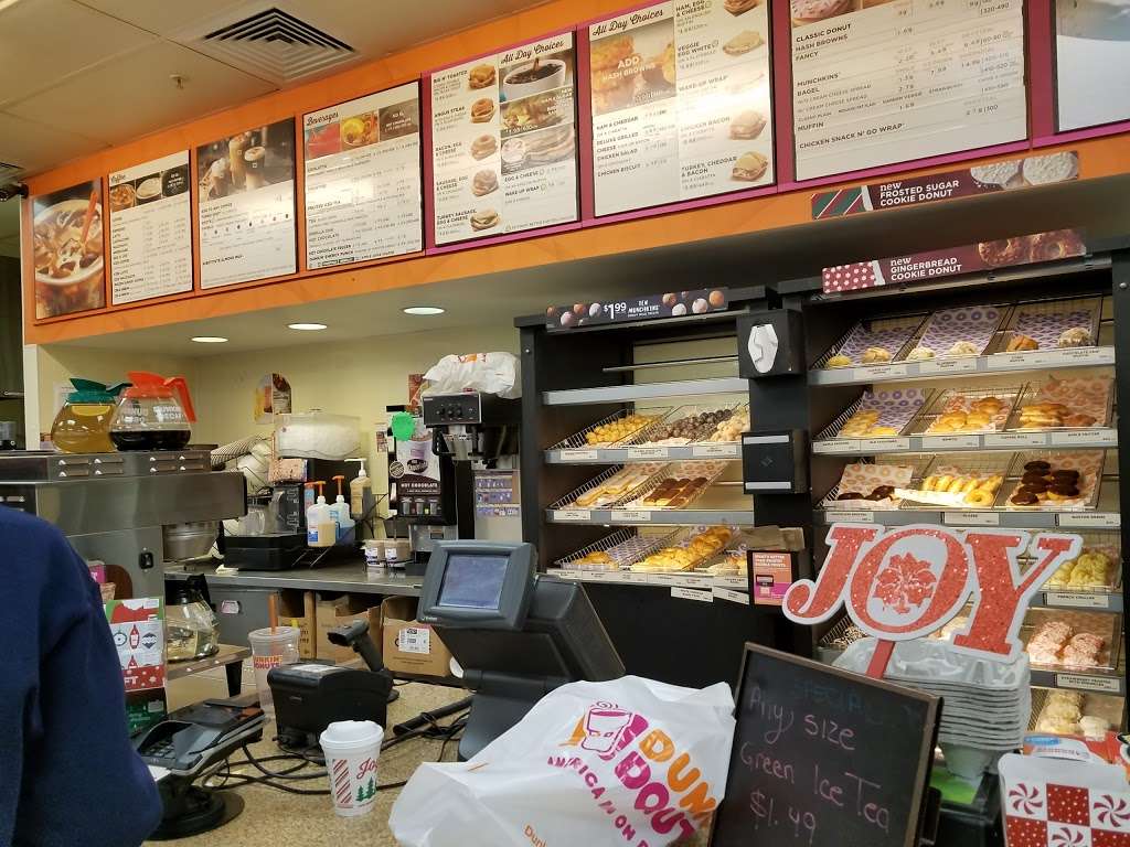 Dunkin Donuts | 200 S Bolingbrook Dr, Bolingbrook, IL 60440, USA | Phone: (630) 780-4863