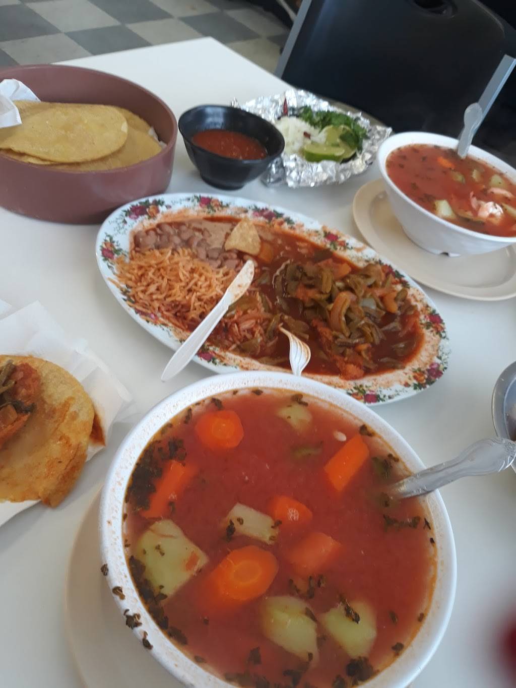 Tapia Mexican Food | 201 E Beverly Blvd G, Montebello, CA 90640, USA | Phone: (323) 724-0945