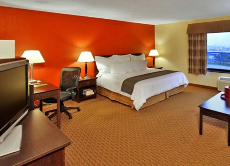 Best Western Plus Hotel & Conference Center | 5625 ODonnell St, Baltimore, MD 21224, USA | Phone: (410) 633-9500