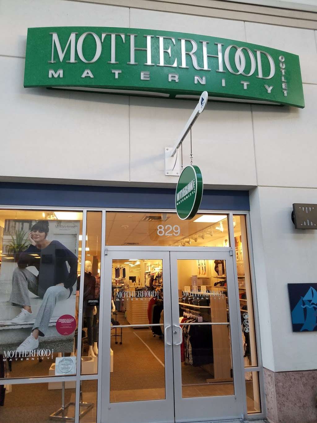 Motherhood Maternity Outlet Jersey Shore Premium Outlet | 1 Premium Outlet Blvd, Tinton Falls, NJ 07753, USA | Phone: (732) 695-4854