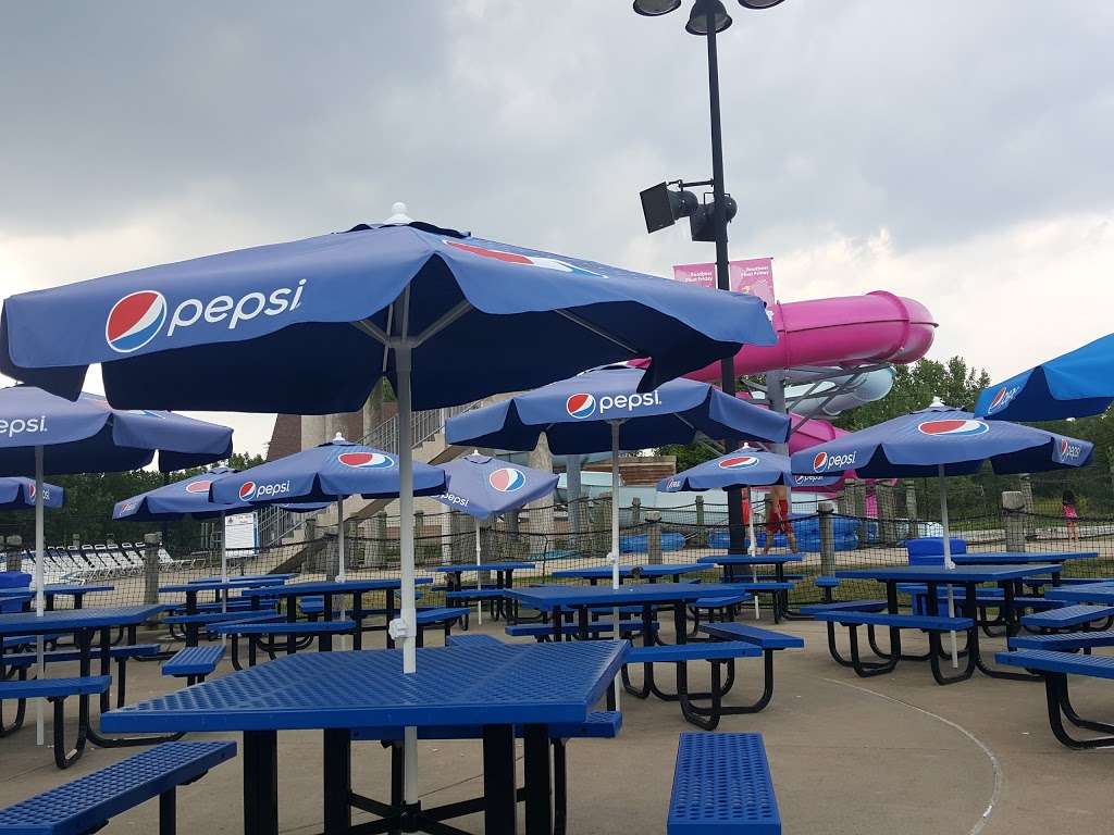 Splash Station | 2780 Channahon Rd, Joliet, IL 60436, USA | Phone: (815) 741-7275