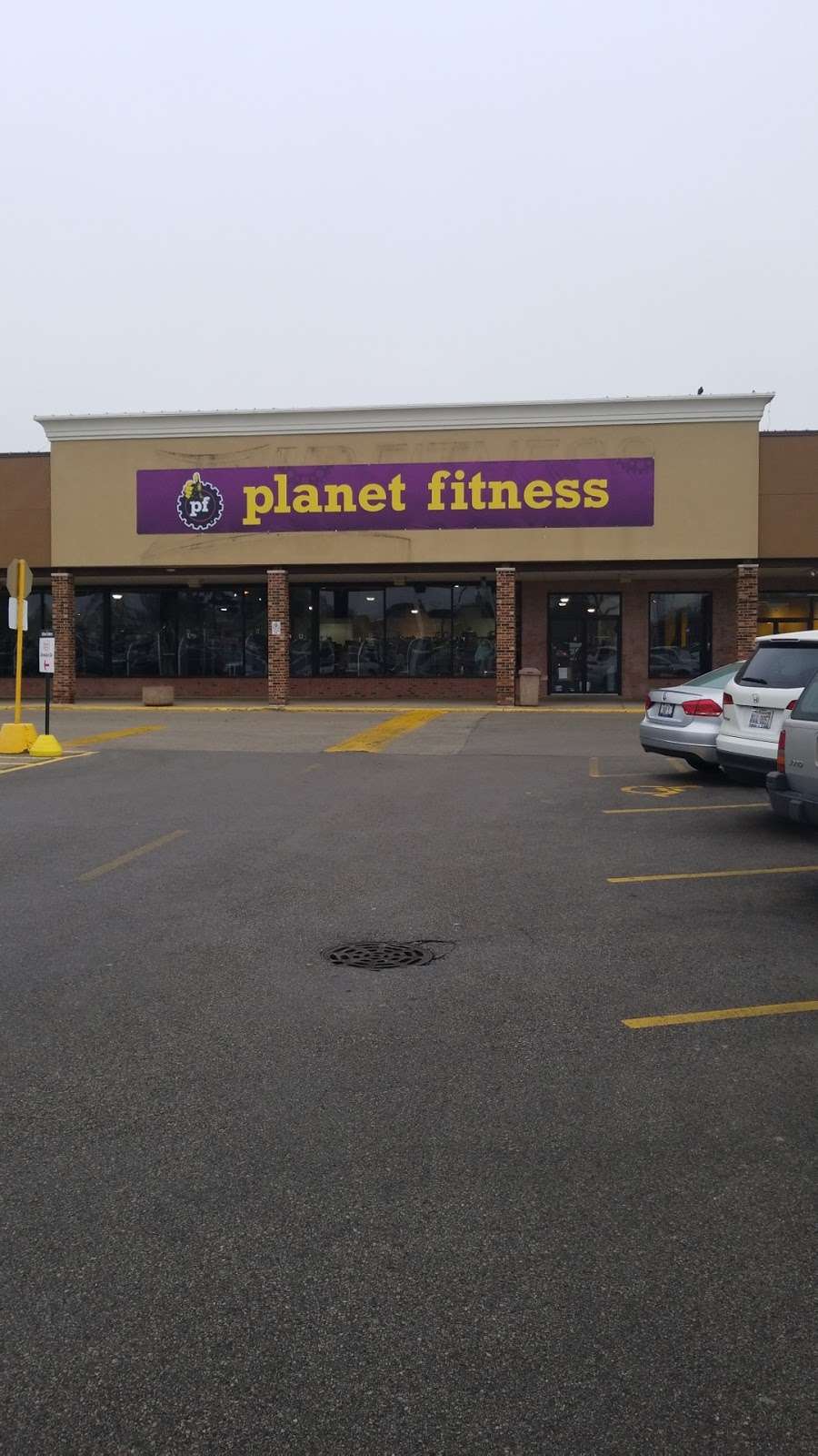 Planet Fitness | 7300 W Foster Ave, Chicago, IL 60656, USA | Phone: (773) 853-2305