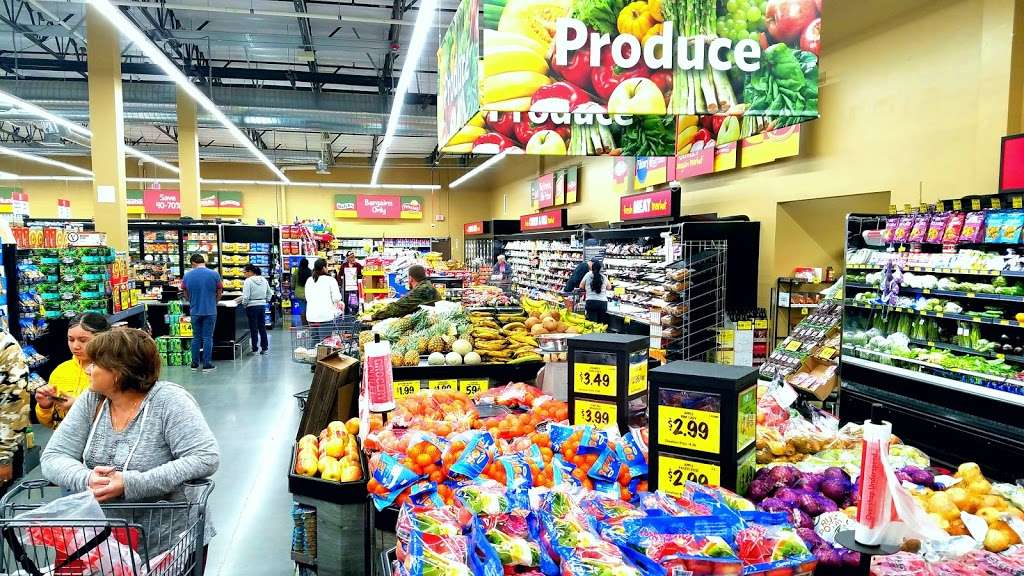 Grocery Outlet Bargain Market | 1145 W Renaissance Pkwy, Rialto, CA 92376, USA | Phone: (909) 667-5245