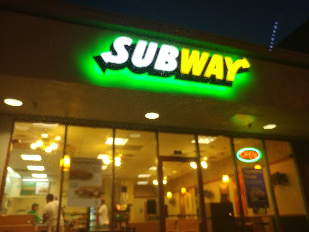 Subway Restaurants | 410 W Pleasant Valley Rd, Oxnard, CA 93033, USA | Phone: (805) 488-8000