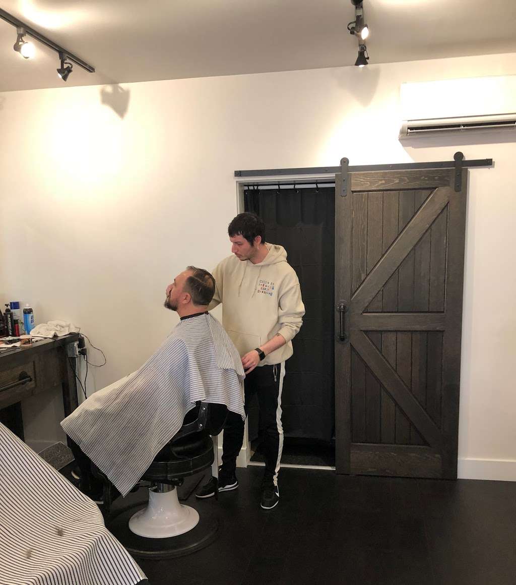 Blade and Badger Barbershop | 806 E Passyunk Ave, Philadelphia, PA 19147, USA | Phone: (215) 922-2188