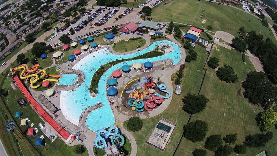 Bahama Beach Waterpark | 1895 Campfire Cir, Dallas, TX 75232, USA | Phone: (214) 671-0820