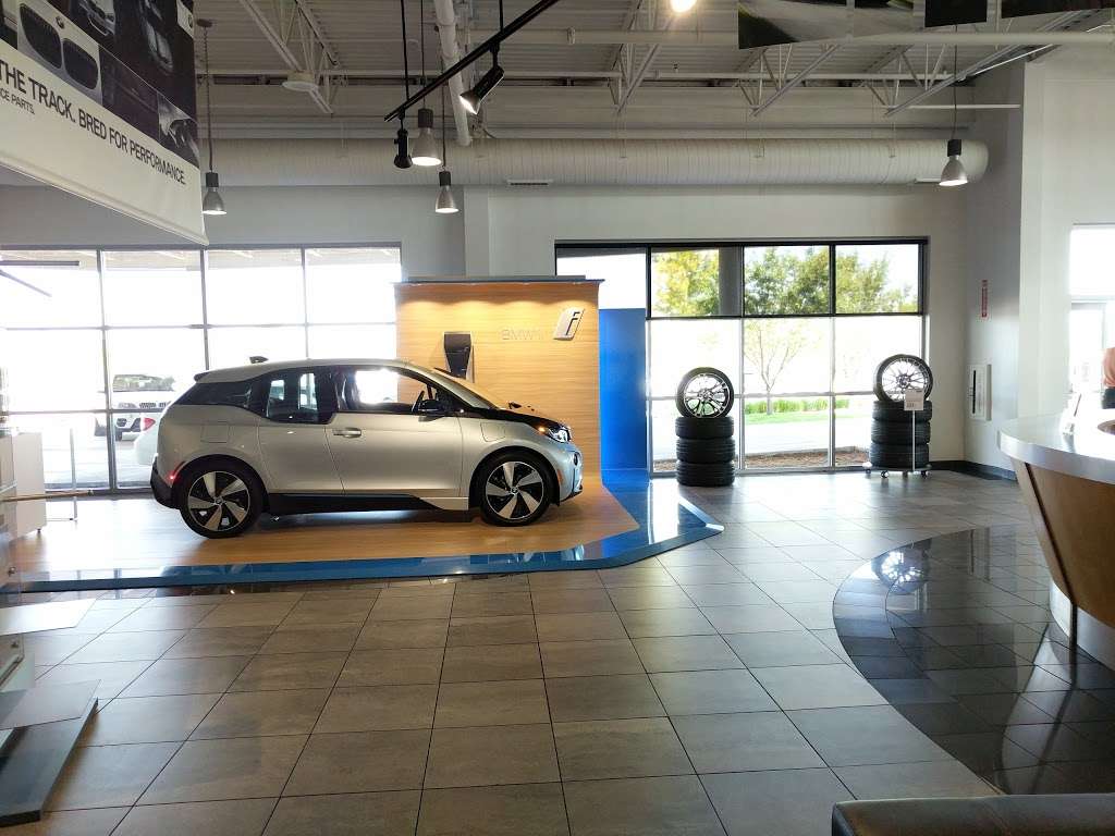 Cos BMW Center | 4150 Byrd Dr, Loveland, CO 80538, USA | Phone: (970) 292-5200