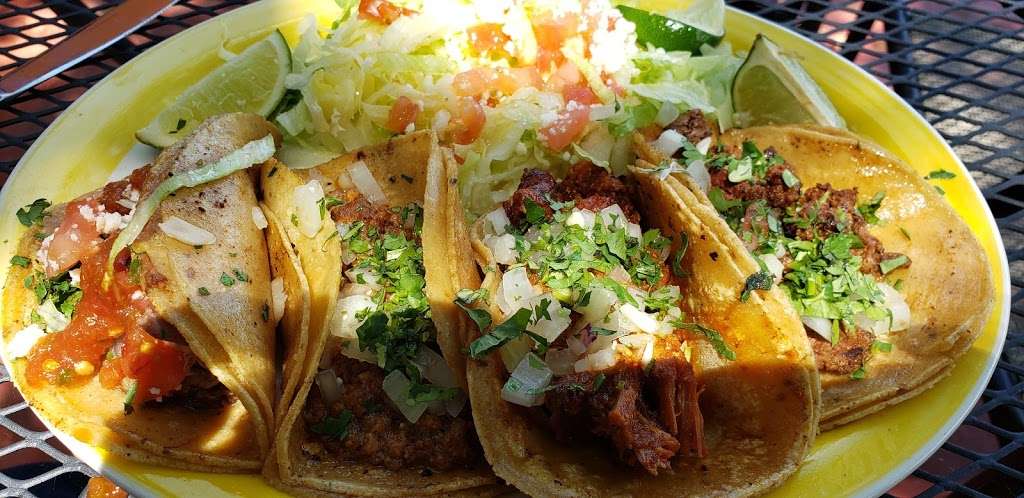 Lunas Tortillas | 2225 Connector Dr, Dallas, TX 75220, USA | Phone: (214) 747-2661