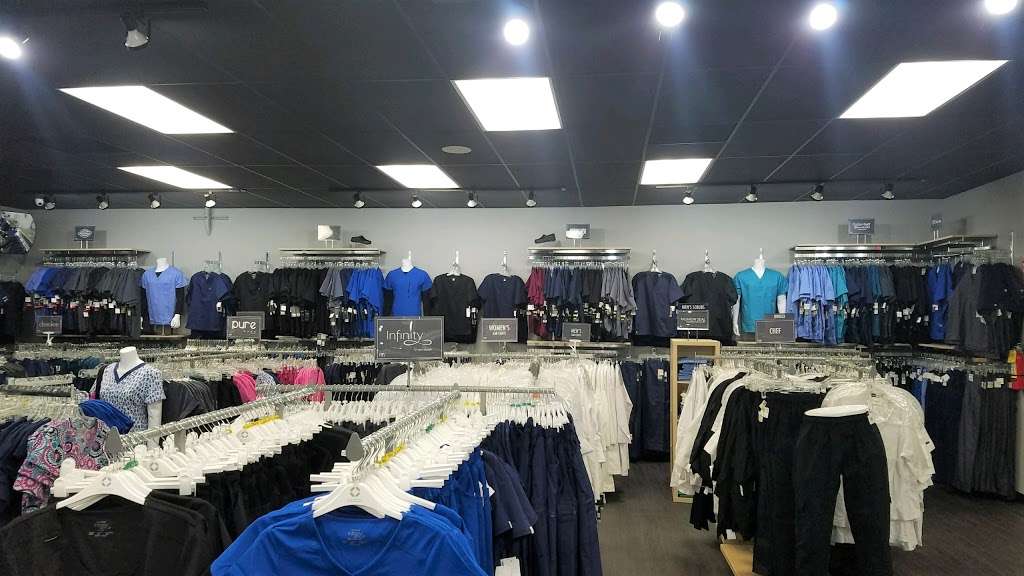 Uniform Advantage | 5673 Woodruff Ave, Lakewood, CA 90713, USA | Phone: (562) 804-1226