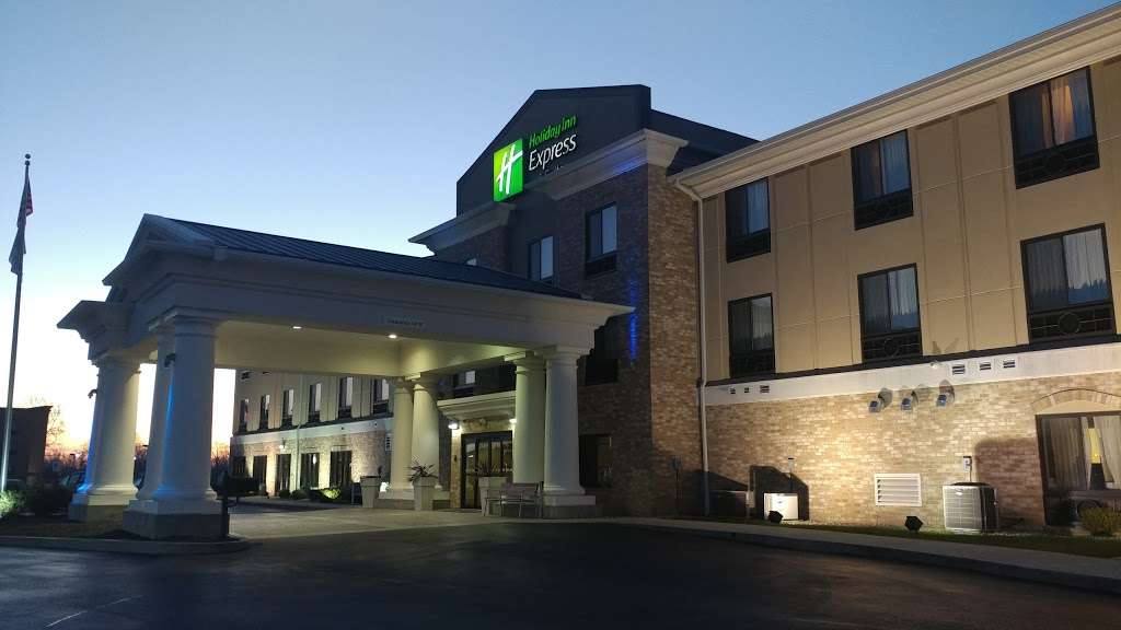Holiday Inn Express and Suites | 321 Barrett Dr, Greenfield, IN 46140, USA | Phone: (317) 318-9859