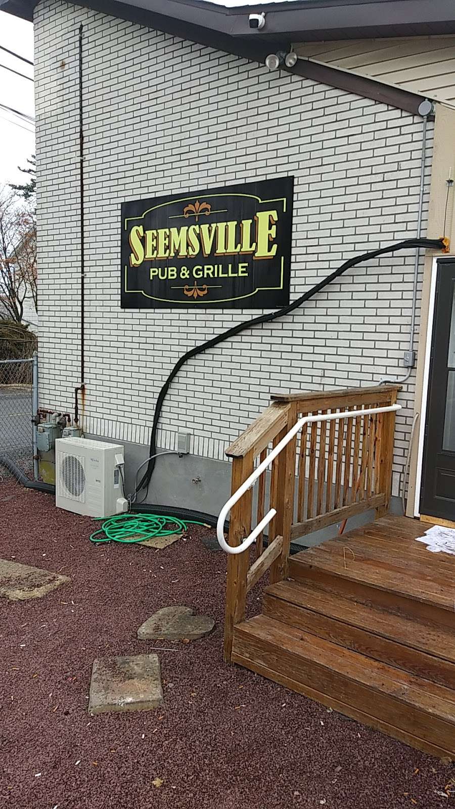 Seemsville Pub & Grille | 3819 Seemsville Rd, Northampton, PA 18067, USA | Phone: (610) 697-1799