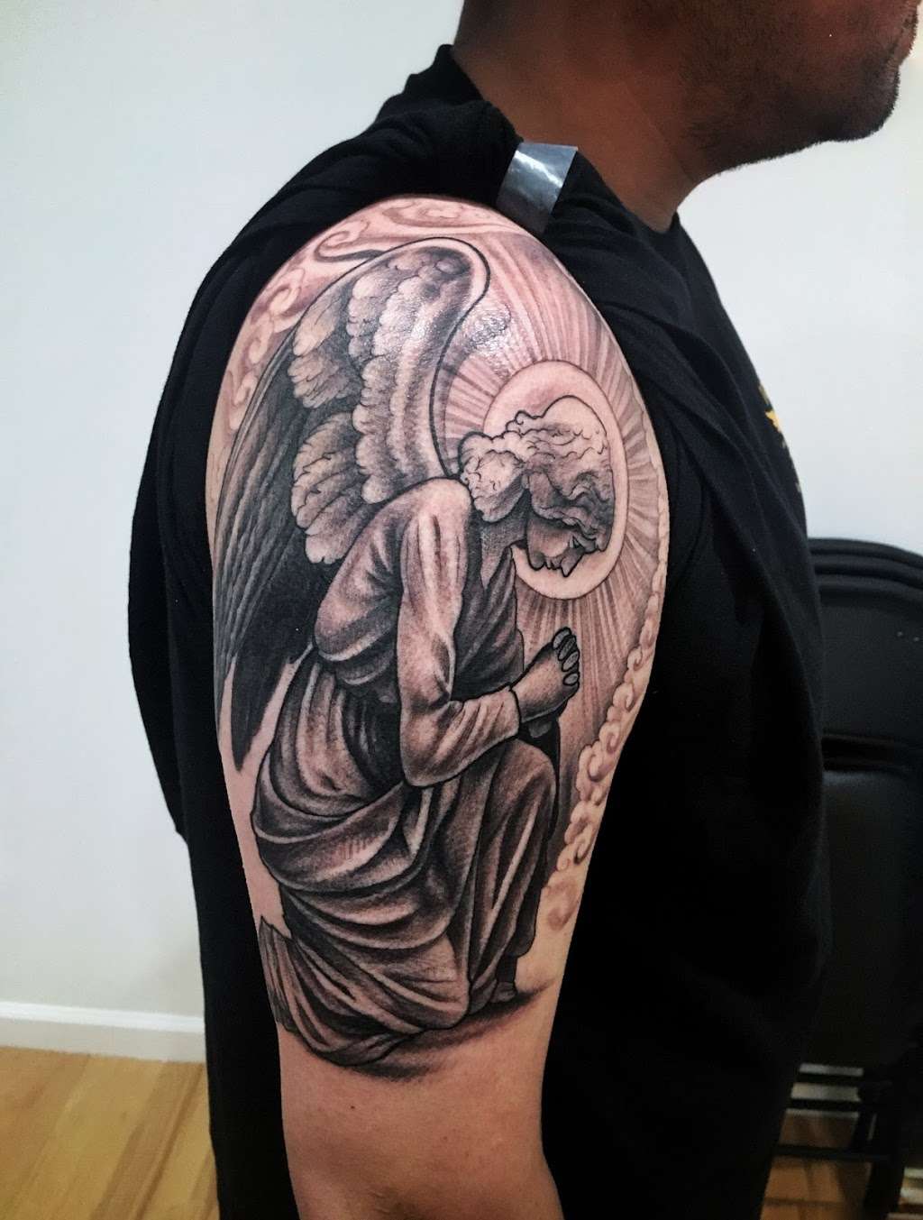 Mr. Gray’s Tattoo Studio | 814 Honea Egypt Rd Suite 105, Magnolia, TX 77354 | Phone: (936) 267-0927