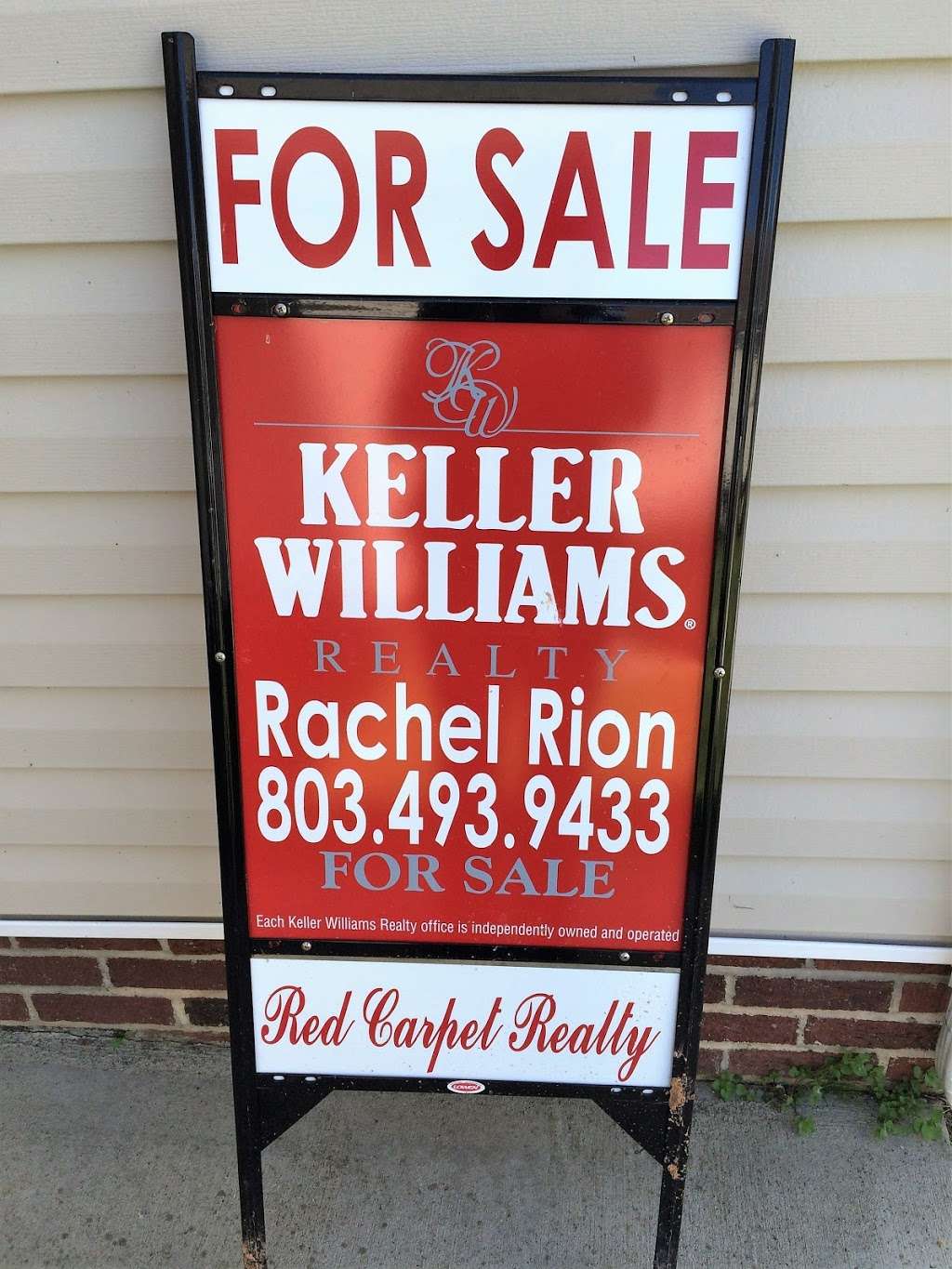 Red Carpet Realty, Keller Williams | 619 Goldflower Dr, Rock Hill, SC 29732, USA | Phone: (803) 493-9433