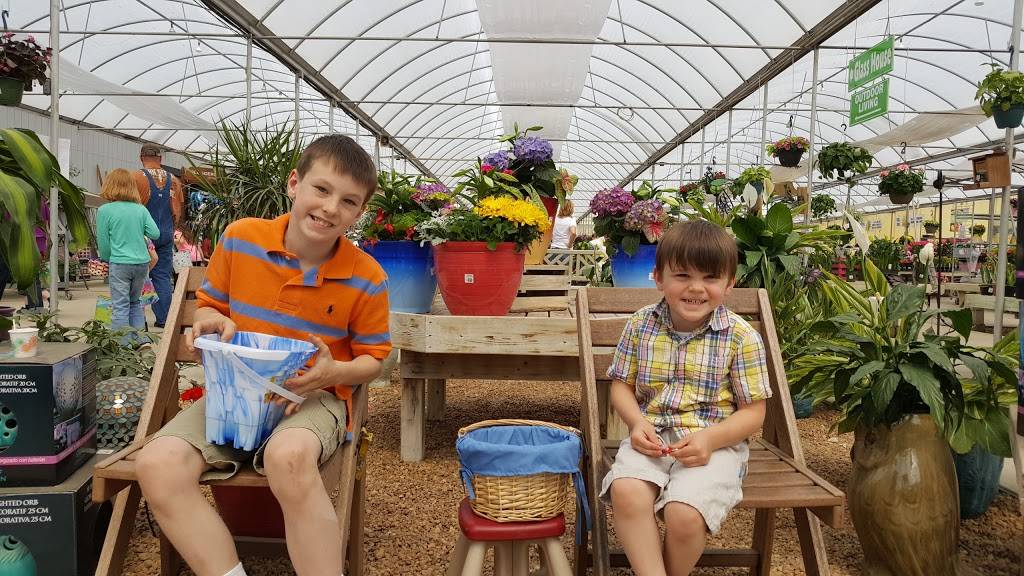 Whites Nursery & Greenhouses | 3133 Old Mill Rd, Chesapeake, VA 23323, USA | Phone: (757) 487-1300