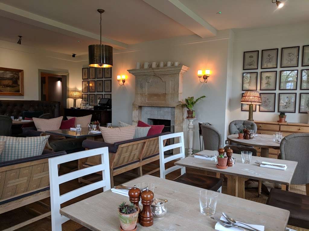 The Garden House | Beaverbrook, Reigate Rd, Leatherhead KT22 8QX, UK | Phone: 01372 571300