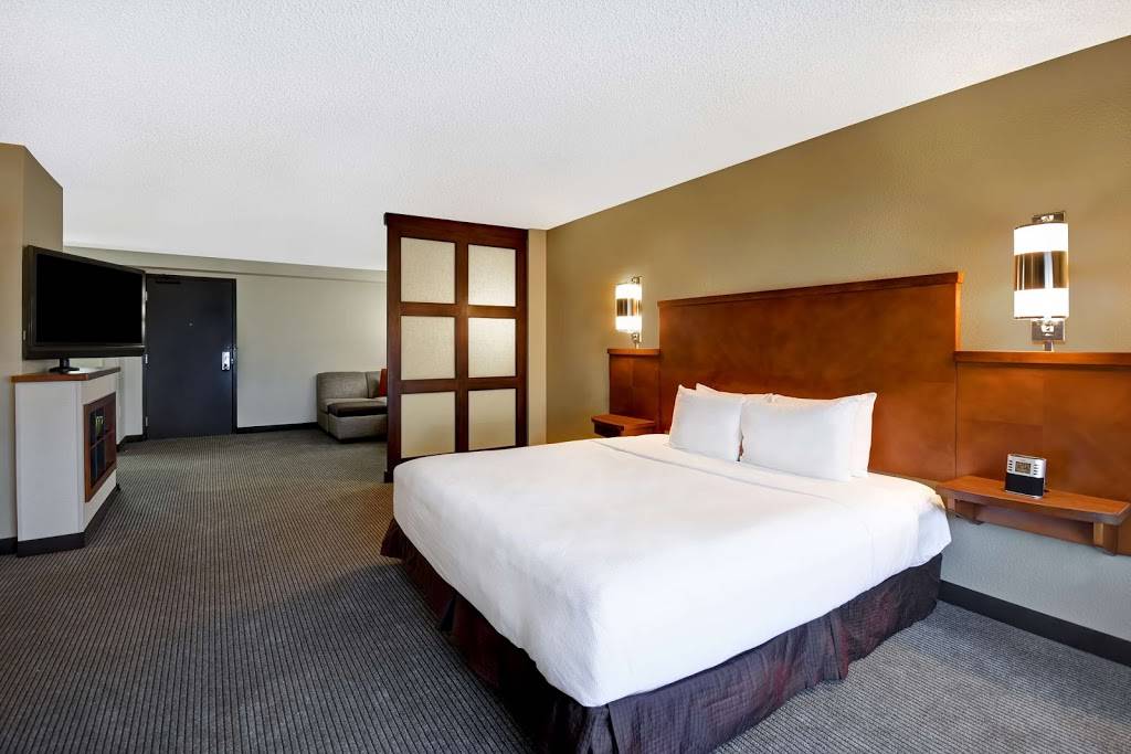 Hyatt Place Phoenix/Gilbert | 3275 S Market St, Gilbert, AZ 85297, USA | Phone: (480) 899-5900