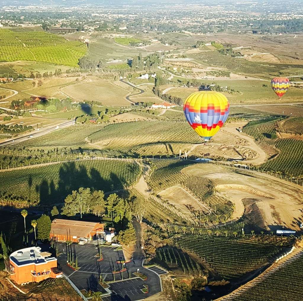 Compass Balloons | 34225 Rancho California Rd, Temecula, CA 92592, USA | Phone: (760) 704-7407