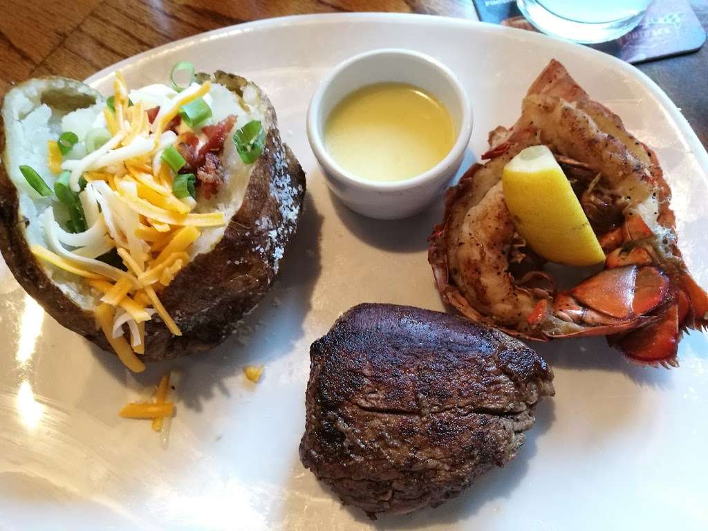 Outback Steakhouse | 1246 Great Mall Dr, Milpitas, CA 95035, USA | Phone: (408) 263-5400