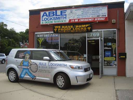 Able Locksmith & Door Service | 980 Sunrise Hwy, West Babylon, NY 11704, USA | Phone: (631) 587-7278