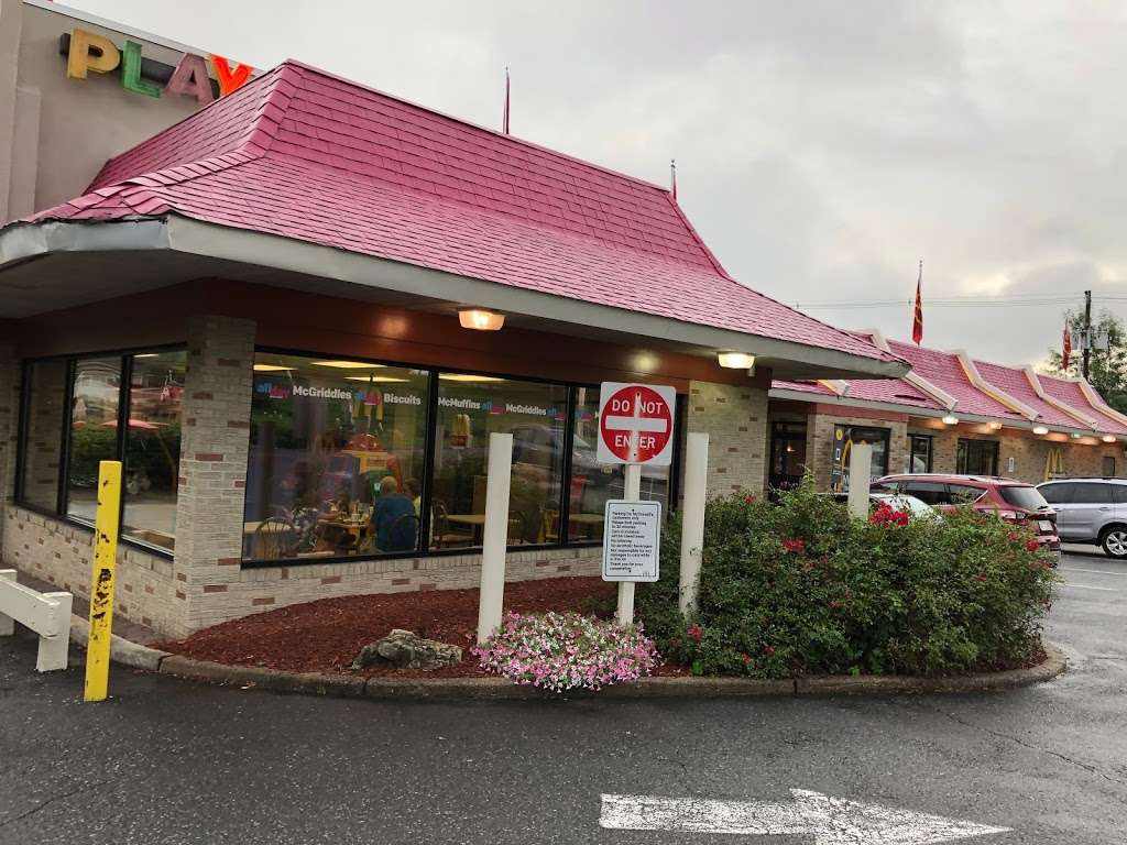 McDonalds | 735 S, NJ-15, Lake Hopatcong, NJ 07849, USA | Phone: (973) 663-5907