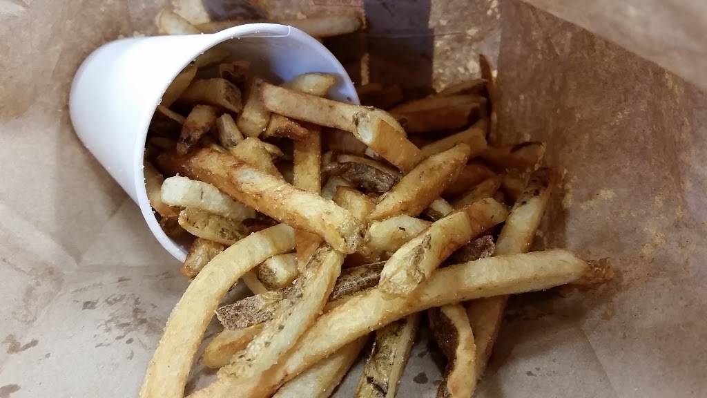 Five Guys | 687 Lynnhaven Pkwy, Virginia Beach, VA 23452, USA | Phone: (757) 995-2304