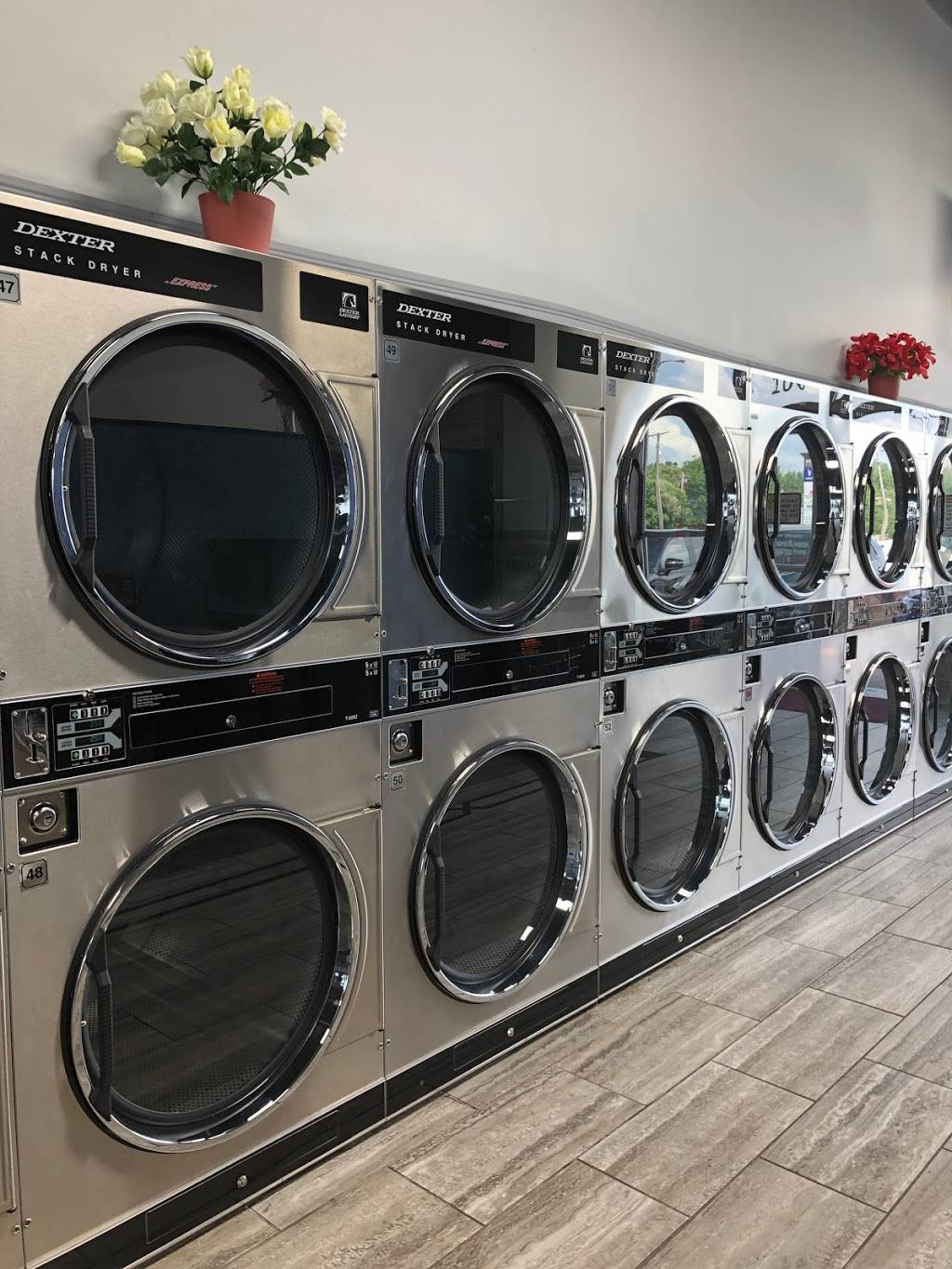 Laundromat | 1681 Rice St, Roseville, MN 55113, USA | Phone: (612) 707-0716