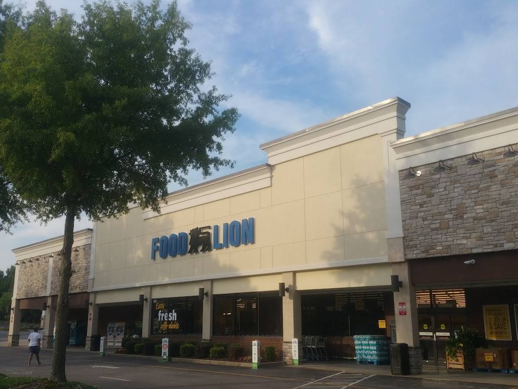 Food Lion | 900 NE Maynard Rd, Cary, NC 27513, USA | Phone: (919) 460-6274