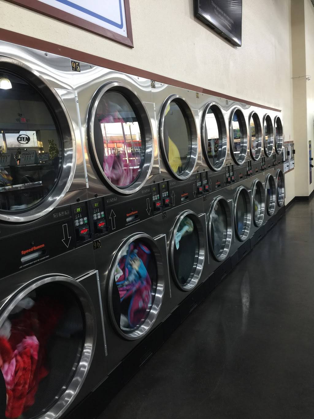 La La Laundromat | 5120 Wichita St, Fort Worth, TX 76119, USA | Phone: (817) 420-9225