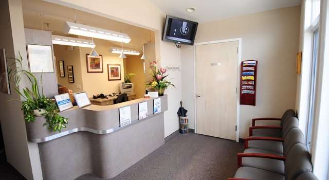 LK Dental Group | 2128, 2050 Deer Park Ave, Deer Park, NY 11729 | Phone: (631) 586-2600