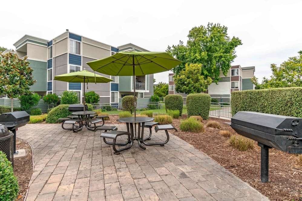 Summer House Apartments | 1826 Poggi St, Alameda, CA 94501 | Phone: (510) 279-8874