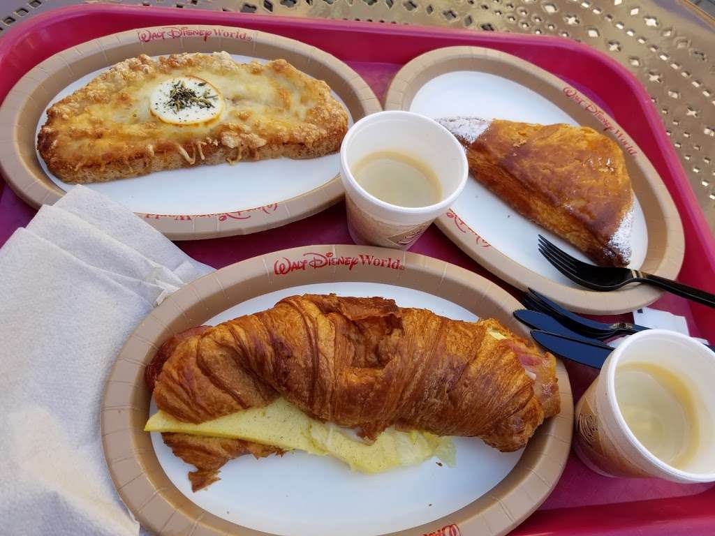 Les Halles Boulangerie-Patisserie | 1510 North Avenue of the Stars, Orlando, FL 32830, USA | Phone: (407) 939-3463