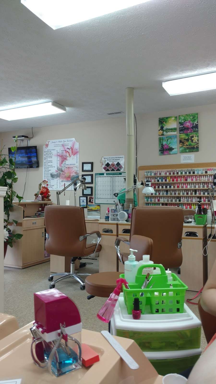 Jennys Nails | 1000 N Walnut St C, Bloomington, IN 47404, USA | Phone: (812) 650-1001