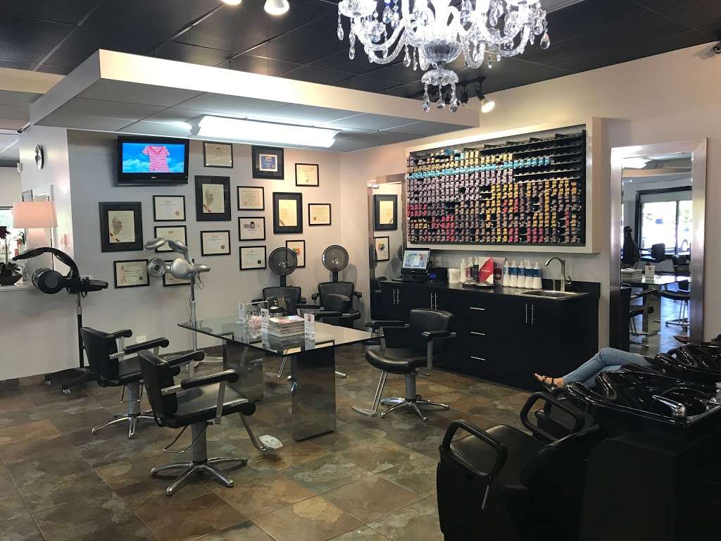 Christopher Stephens Salon and Spa | 1649 Forum Pl, West Palm Beach, FL 33401, USA | Phone: (561) 683-8079