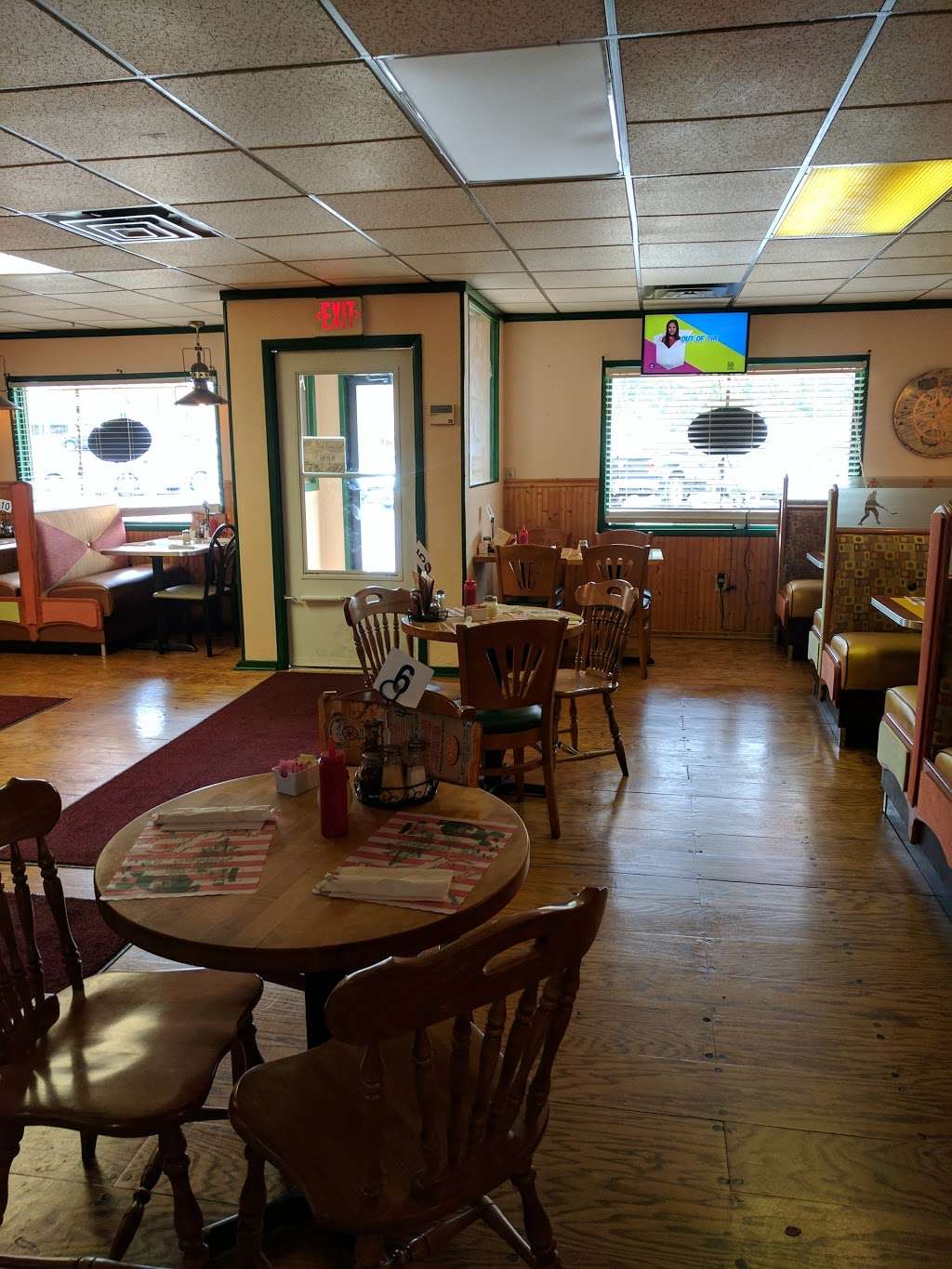 Pizza Pie-O-Near | 6 Rittenhouse Pl, Drums, PA 18222, USA | Phone: (570) 708-0123