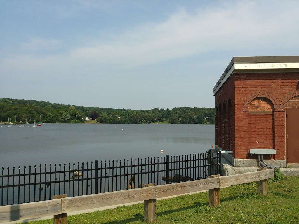 Mystic Lakes State Park | 481 Mystic Valley Pkwy, Medford, MA 02155, USA | Phone: (617) 727-5380