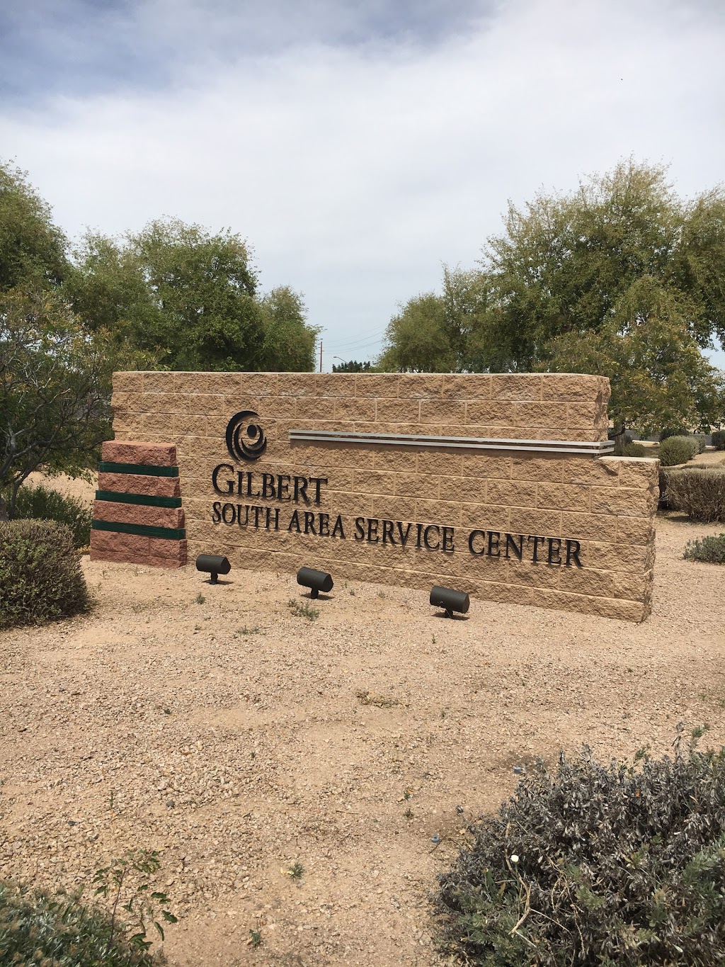 Gilbert Police Santan Substation | 4760 S Greenfield Rd, Gilbert, AZ 85297, USA | Phone: (480) 503-6500