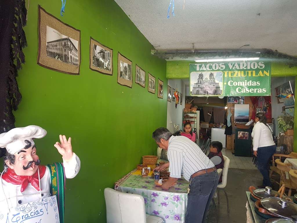 Tacos Varios Teziutlan | Felipe Villanueva 19419, Nueva Tijuana, 22435 Tijuana, B.C., Mexico | Phone: 664 292 4817