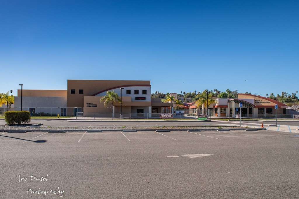 Rancho Minerva Middle School | 2245 Foothill Dr, Vista, CA 92084, USA | Phone: (760) 631-4500