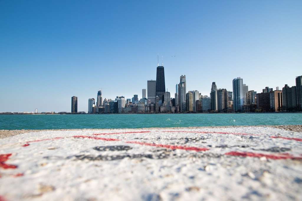 Chicago SUP | 1601 N Lake Shore Dr, Chicago, IL 60614, USA | Phone: (773) 575-4787