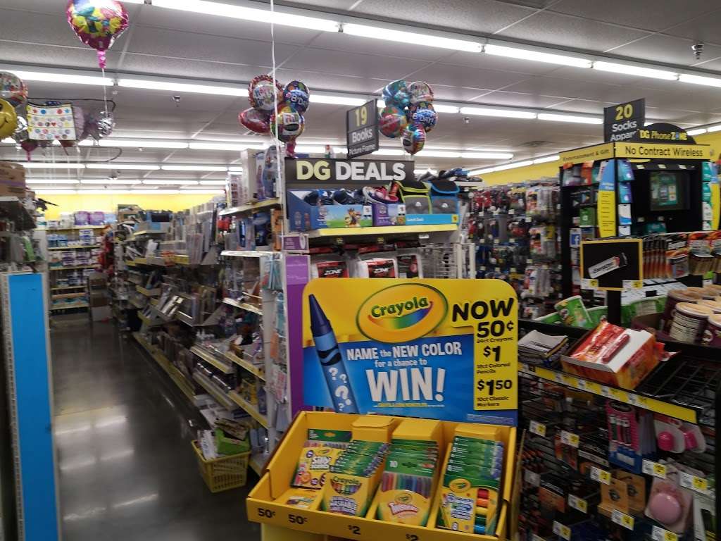 Dollar General | 1501 Belvidere Rd, Waukegan, IL 60085, USA | Phone: (224) 214-5870