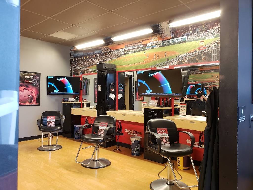 Sport Clips Haircuts of Woodbury | 1575 Queens Dr Suite #206, Woodbury, MN 55125, USA | Phone: (651) 735-0347