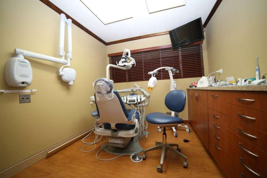 Sayreville Dental: Dr. Jay Silverstein | 161 Washington Rd, Sayreville, NJ 08872, USA | Phone: (732) 257-9300