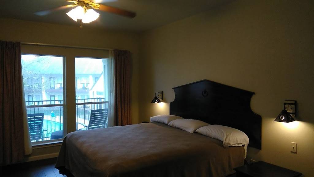 Mountain Star Hotel | 3573 Ranch Rd 620 S, Austin, TX 78738 | Phone: (512) 263-2010