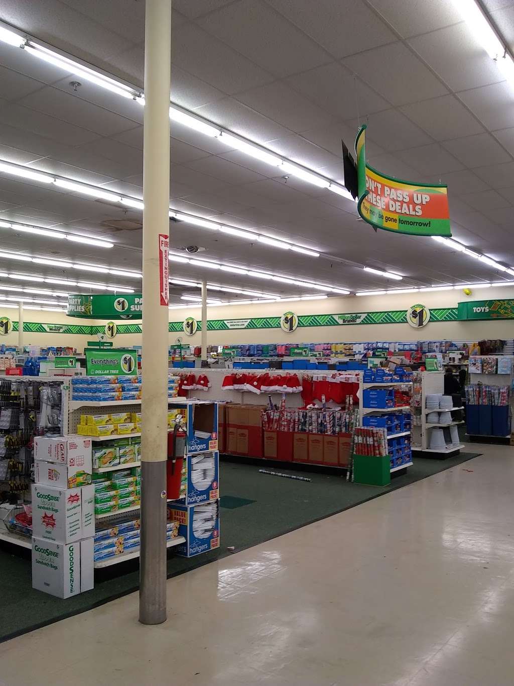 Dollar Tree | 10261 North Fwy #100, Houston, TX 77037, USA | Phone: (281) 848-4420