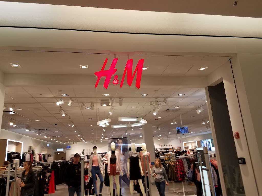 H&M | 1939 Southlake Mall #438, Merrillville, IN 46410, USA | Phone: (855) 466-7467