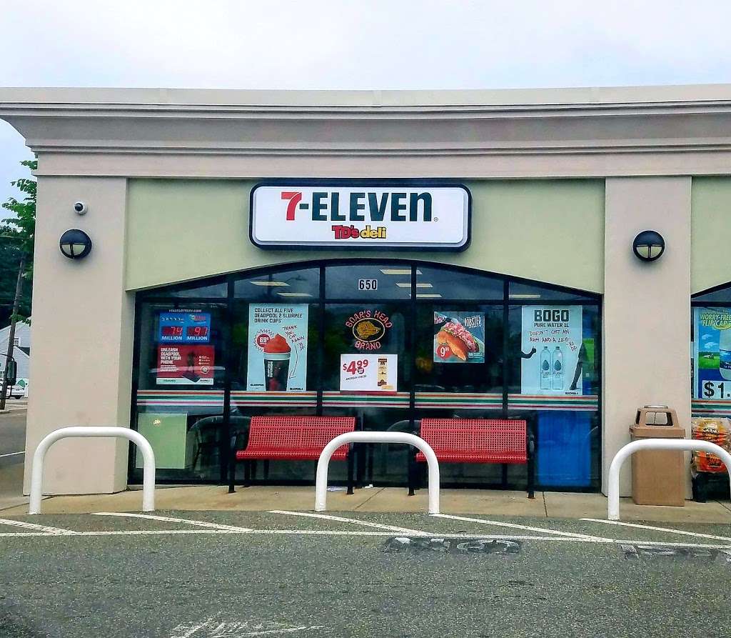 7-Eleven | 650 Adams St, Quincy, MA 02169, USA | Phone: (617) 770-7626