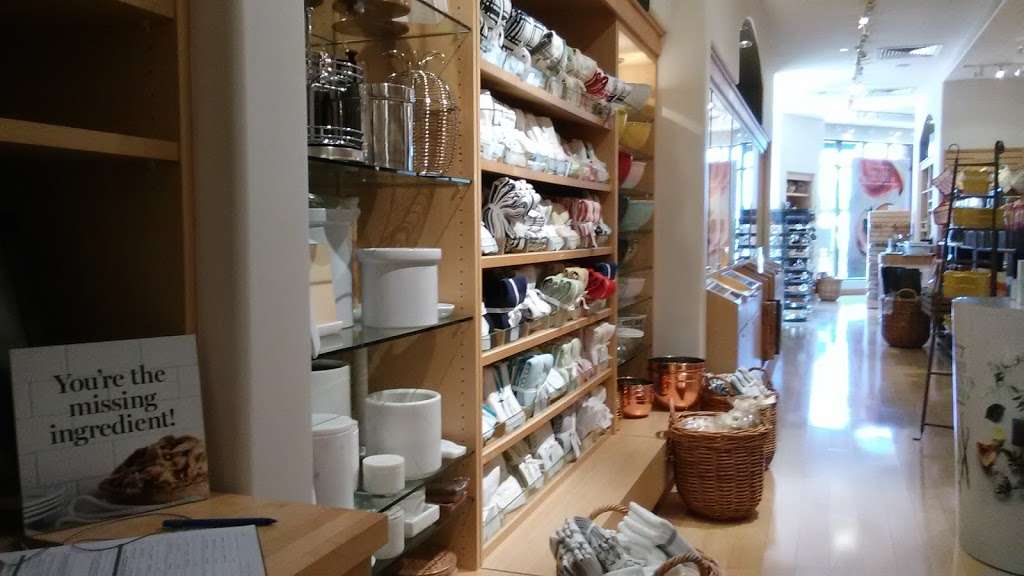 Williams-Sonoma | 354 Park City Center, Lancaster, PA 17601, USA | Phone: (717) 291-1495