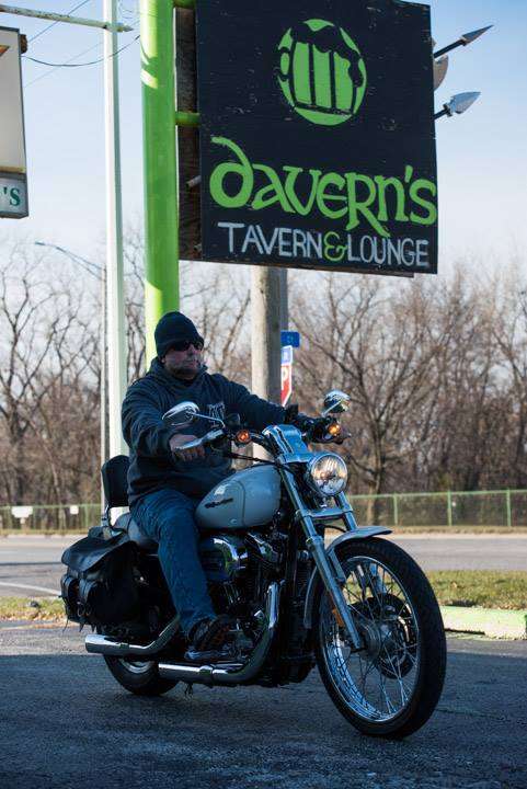 Daverns Tavern and Lounge | 8527 W 79th St, Justice, IL 60458 | Phone: (708) 924-6003