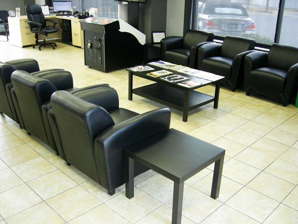 Ultimate Automotive Group | 185 Commonwealth Ct, Winchester, VA 22602, USA | Phone: (540) 868-1300