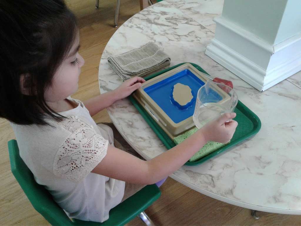 Freehold Montessori School | 781 Elton Adelphia Rd, Freehold, NJ 07728, USA | Phone: (732) 625-1998